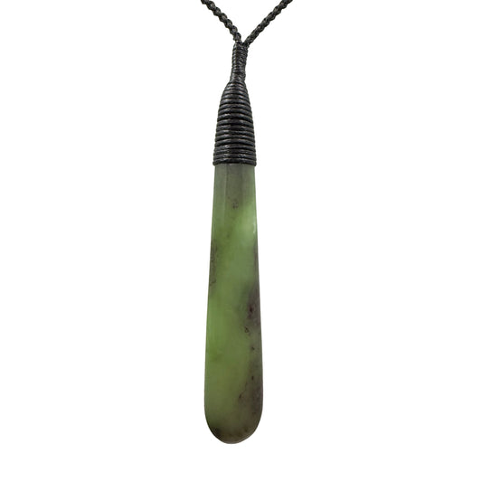 Roimata / Teardrop Pounamu Pendant - NZ Greenstone | Hapopo Īnanga Totoweka